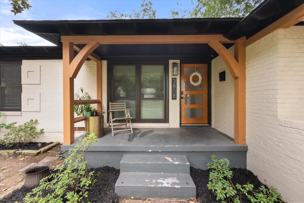 3808 Gaspar Drive Dallas, TX 75220