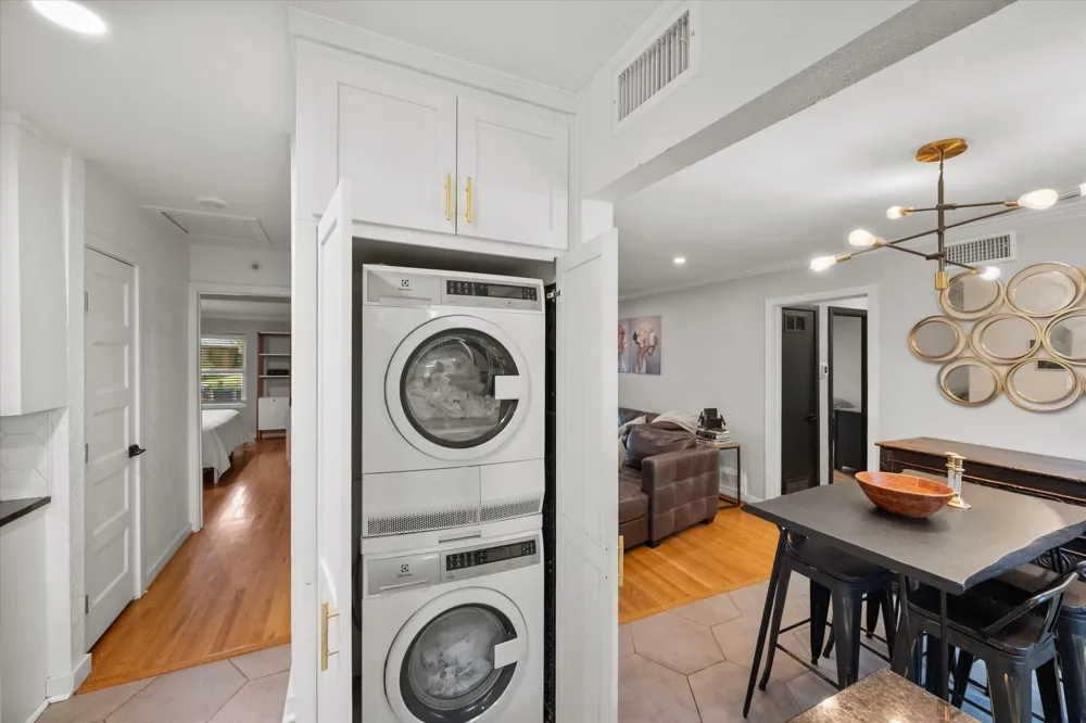 3808 Gaspar Drive Dallas, TX 75220