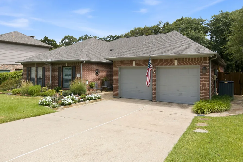 2702 Pinehurst Drive Grapevine, TX 76051