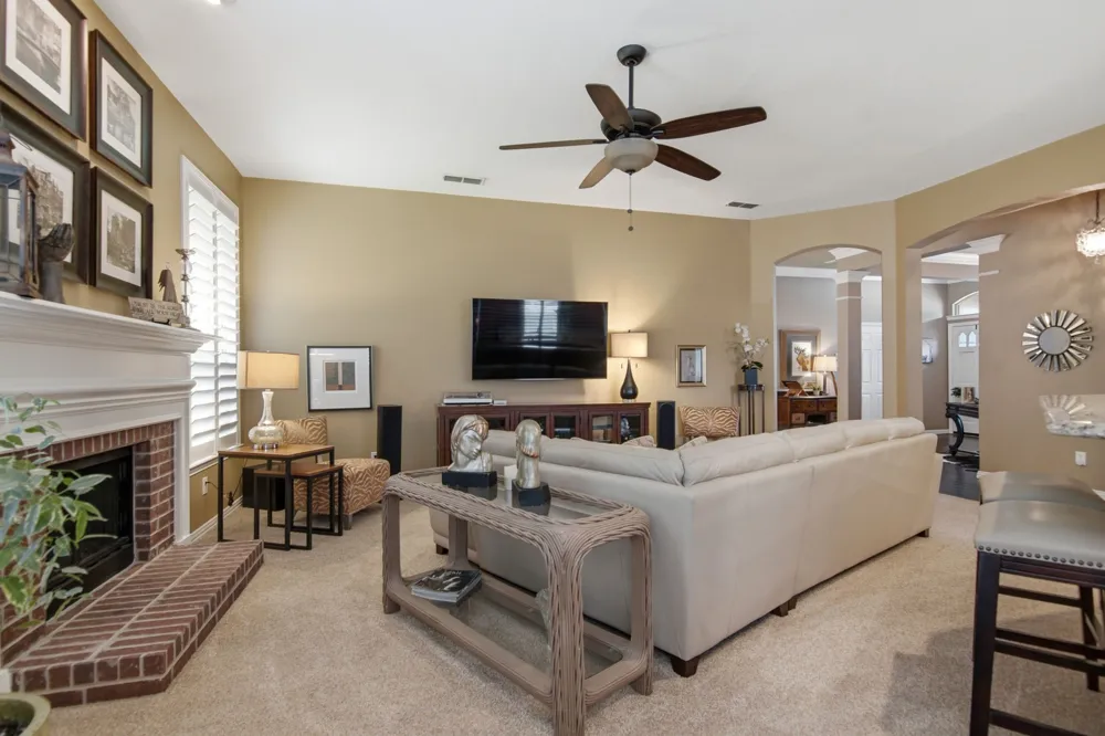 2702 Pinehurst Drive Grapevine, TX 76051