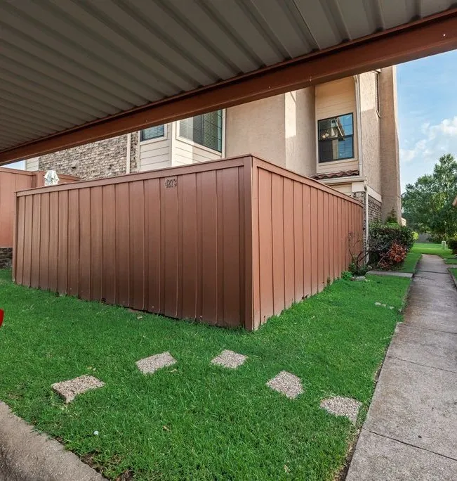 4273 Madera Road #4 Irving, TX 75038