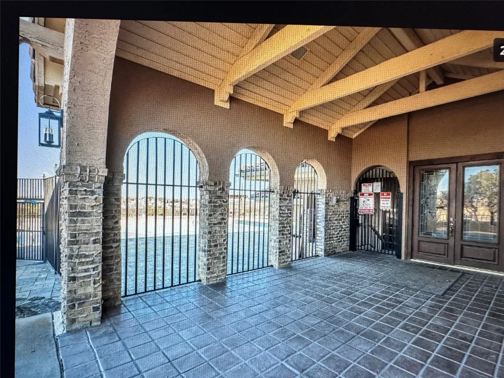 4273 Madera Road #4 Irving, TX 75038