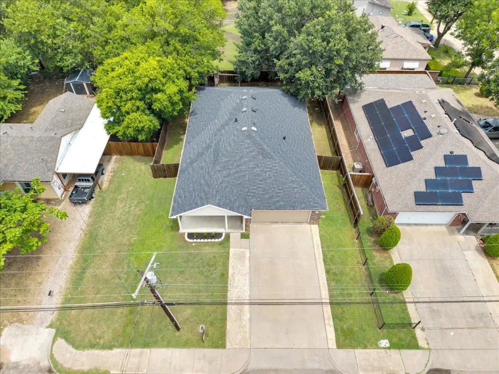 115 E Cason Street Irving, TX 75061