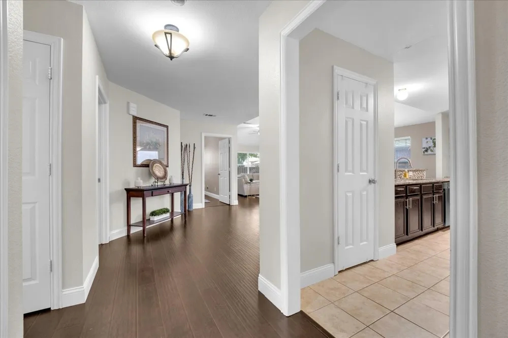 115 E Cason Street Irving, TX 75061