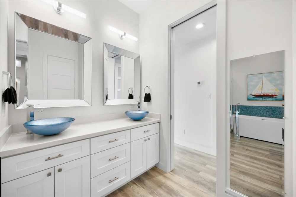 130 Harbor Drive Gun Barrel City, TX 75156