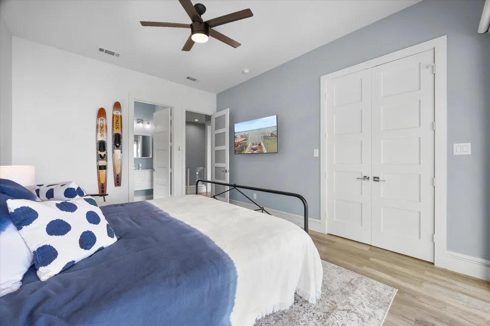 130 Harbor Drive Gun Barrel City, TX 75156