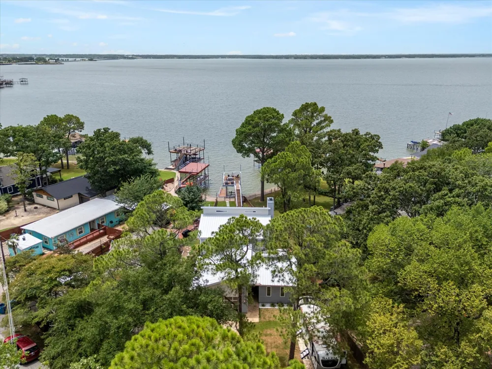 130 Harbor Drive Gun Barrel City, TX 75156