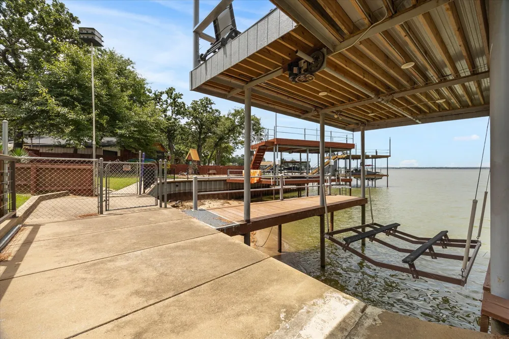 130 Harbor Drive Gun Barrel City, TX 75156