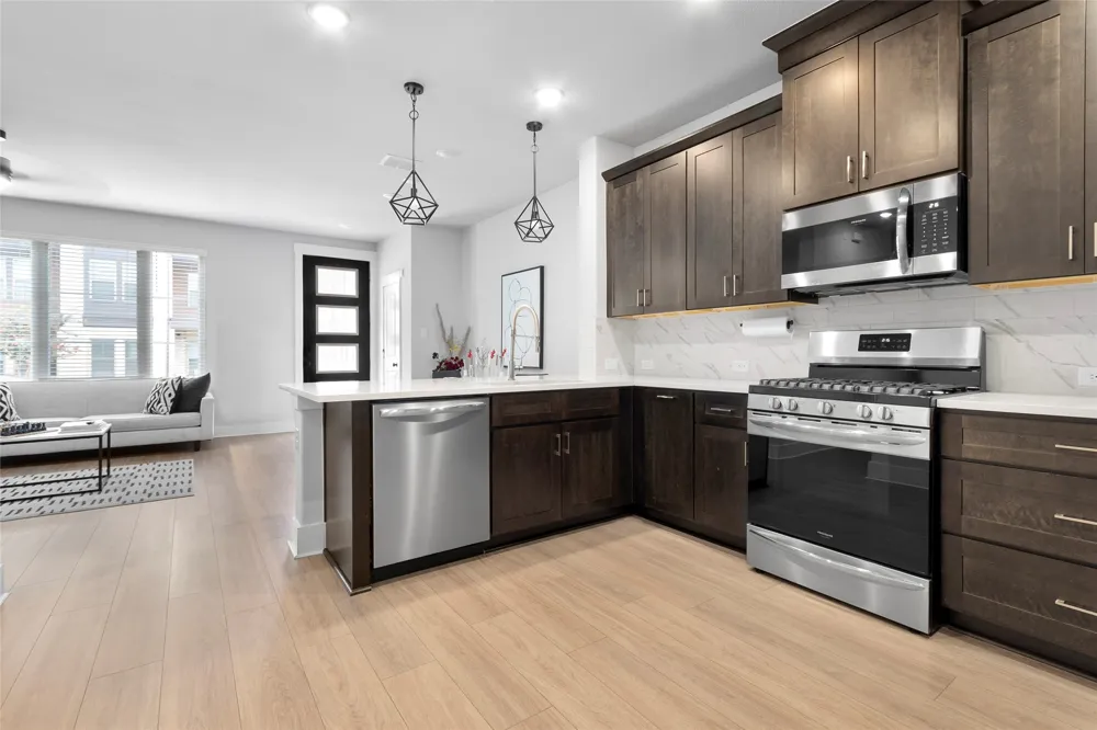 806 Trace Hawk Lane Arlington, TX 76005