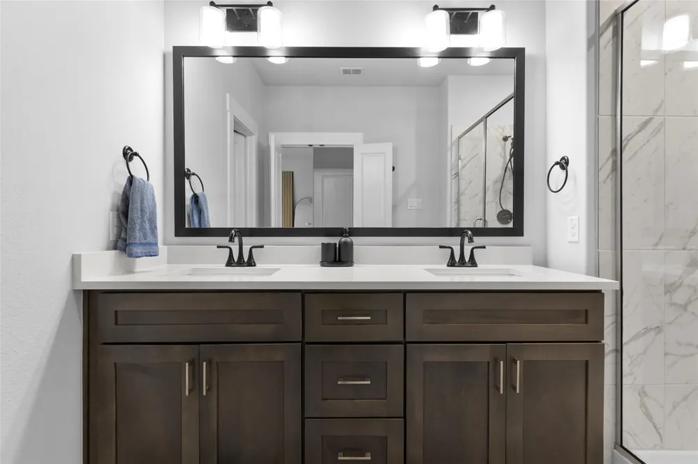 806 Trace Hawk Lane Arlington, TX 76005