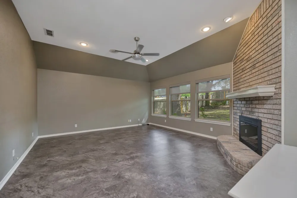 4731 Saddlebrook Drive Benbrook, TX 76116