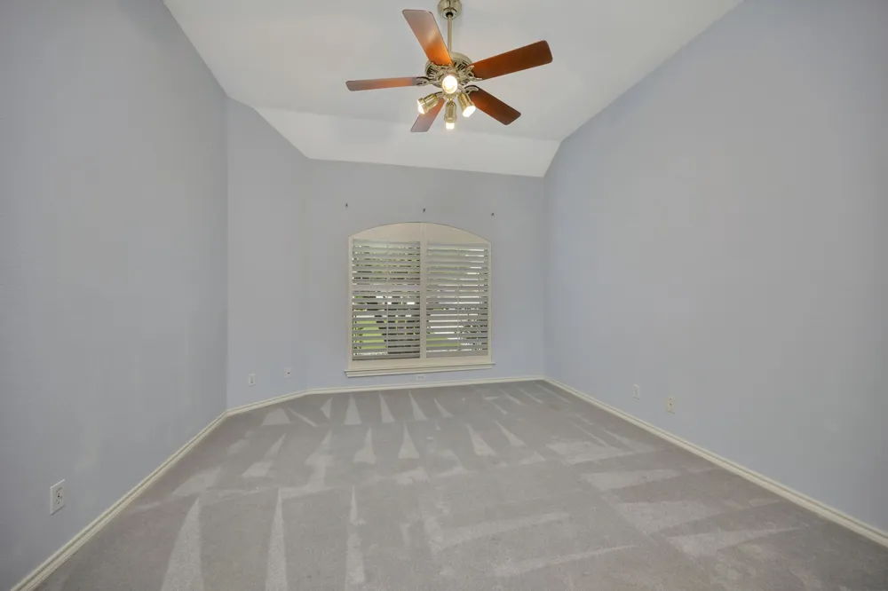 4731 Saddlebrook Drive Benbrook, TX 76116