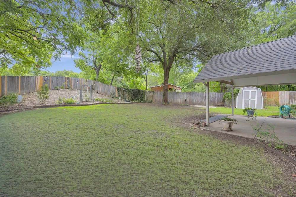 4731 Saddlebrook Drive Benbrook, TX 76116