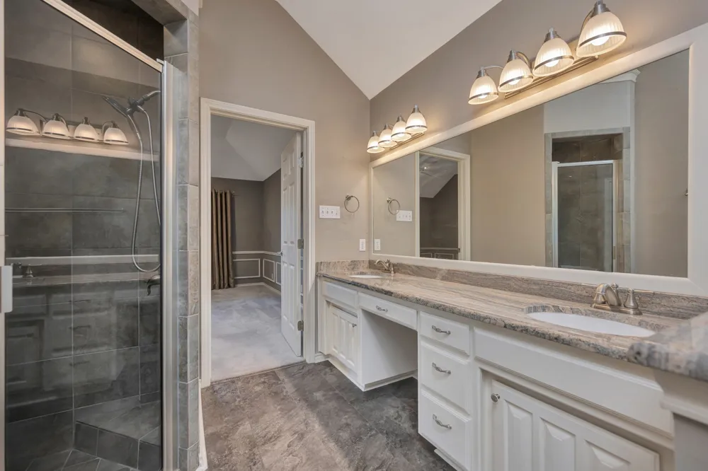4731 Saddlebrook Drive Benbrook, TX 76116