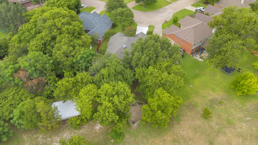4731 Saddlebrook Drive Benbrook, TX 76116