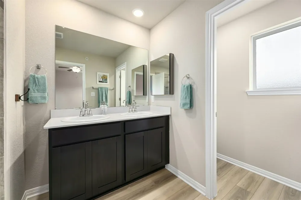 1850 Settlers Glen Drive #3004 Round Rock, TX 78665
