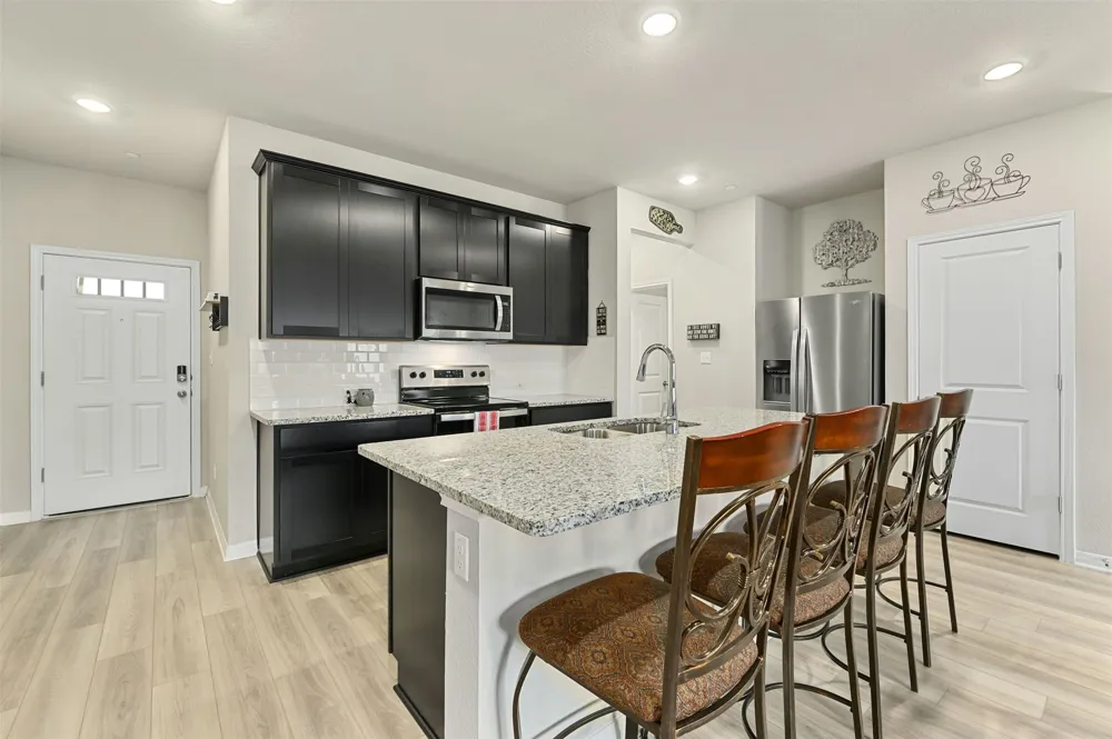 1850 Settlers Glen Drive #3004 Round Rock, TX 78665