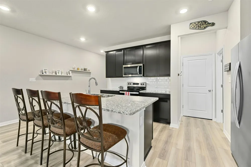 1850 Settlers Glen Drive #3004 Round Rock, TX 78665