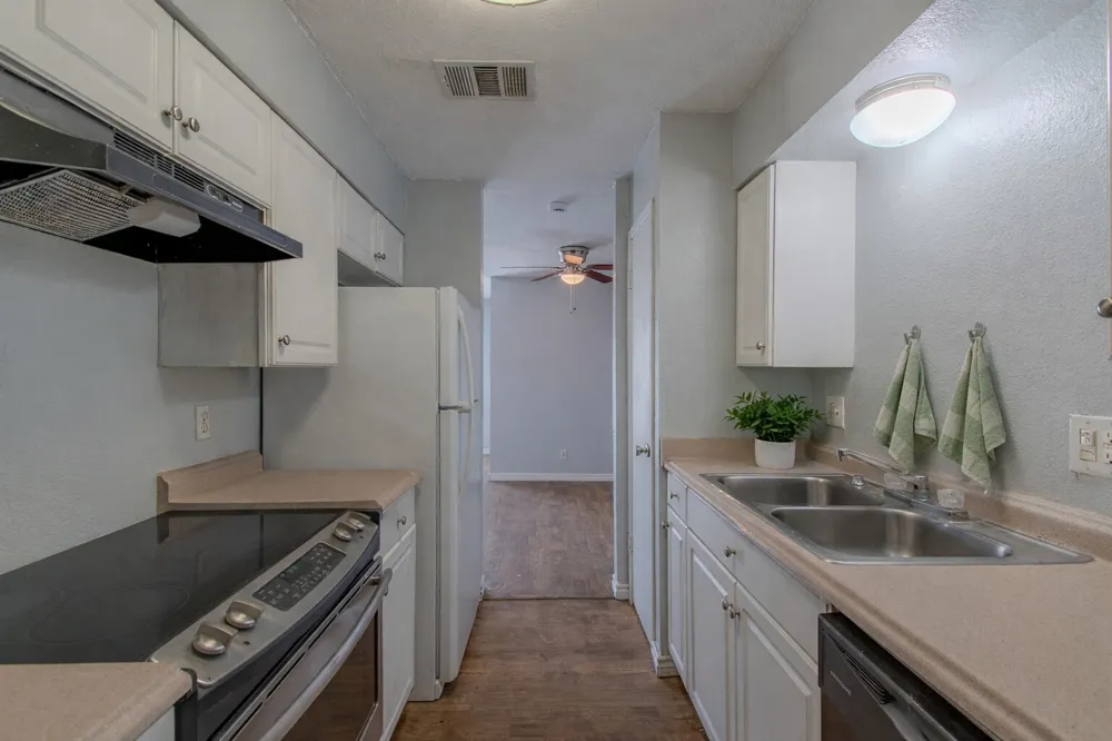 100 Uhland Road #2 San Marcos, TX 78666