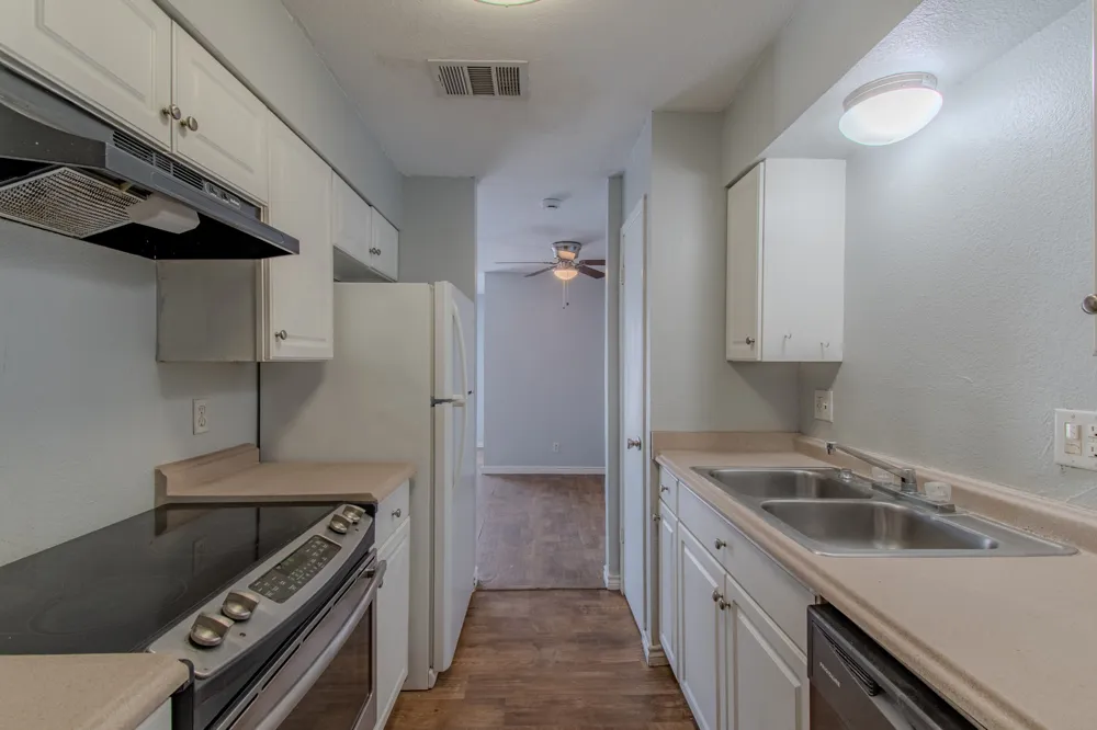 100 Uhland Road #2 San Marcos, TX 78666