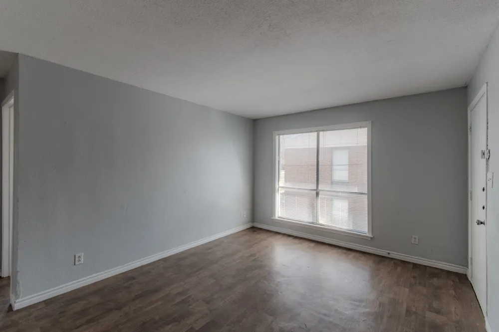 100 Uhland Road #2 San Marcos, TX 78666