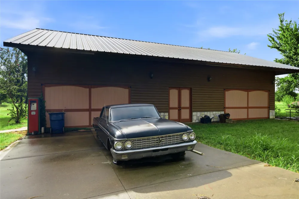 12044 Highway 14 Richland, TX 76681