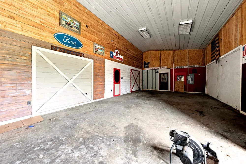 12044 Highway 14 Richland, TX 76681
