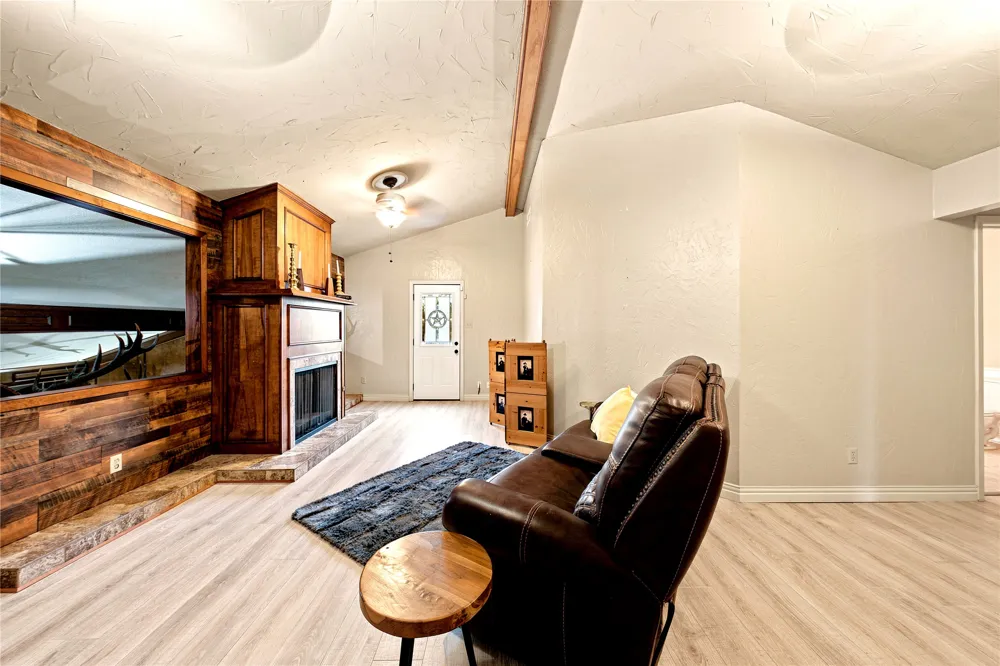 12044 Highway 14 Richland, TX 76681