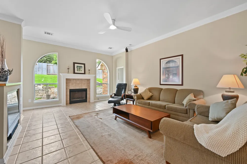 12909 Majestic Oaks Drive Austin, TX 78732
