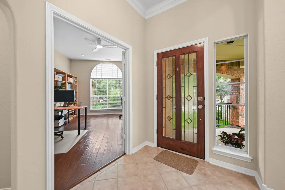 12909 Majestic Oaks Drive Austin, TX 78732