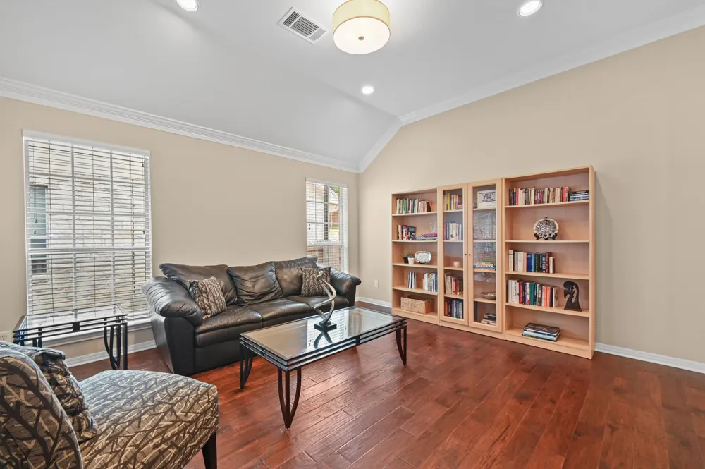 12909 Majestic Oaks Drive Austin, TX 78732