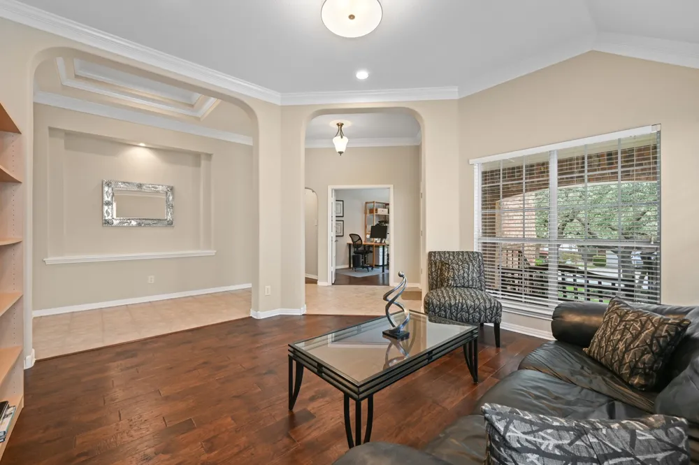 12909 Majestic Oaks Drive Austin, TX 78732