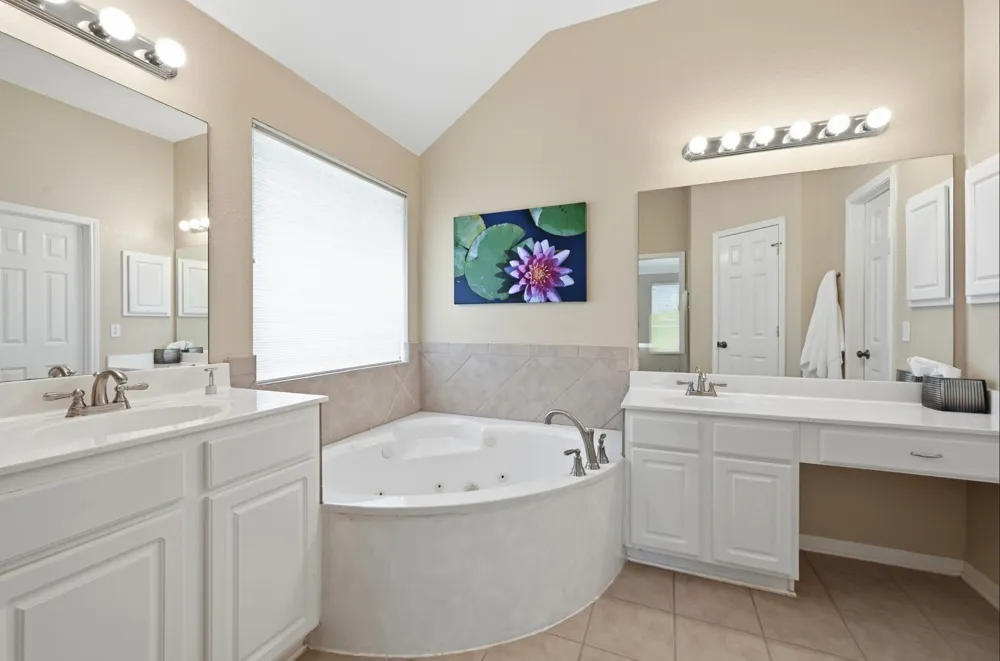 12909 Majestic Oaks Drive Austin, TX 78732