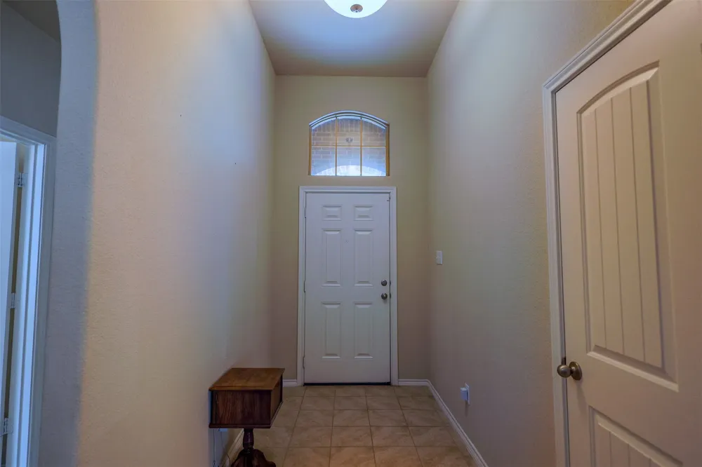 624 River Rock Drive Azle, TX 76020