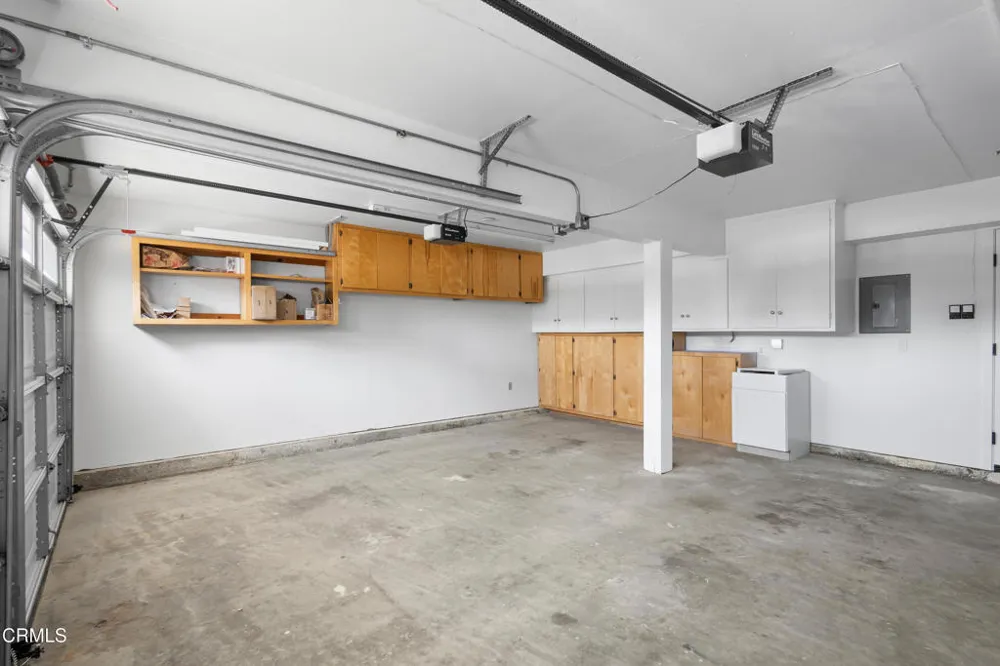 2230 Monaco Drive Oxnard, CA 93035