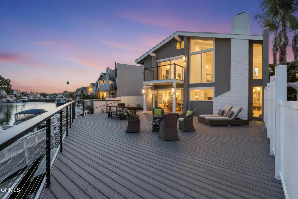 2230 Monaco Drive Oxnard, CA 93035