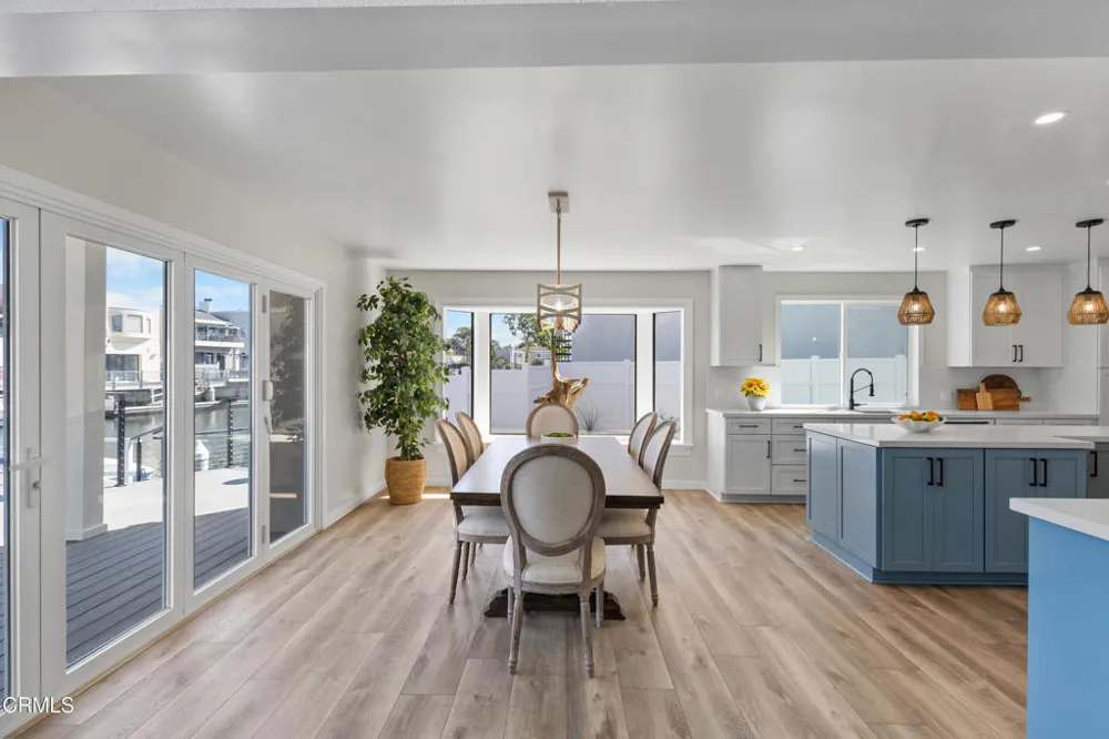 2230 Monaco Drive Oxnard, CA 93035
