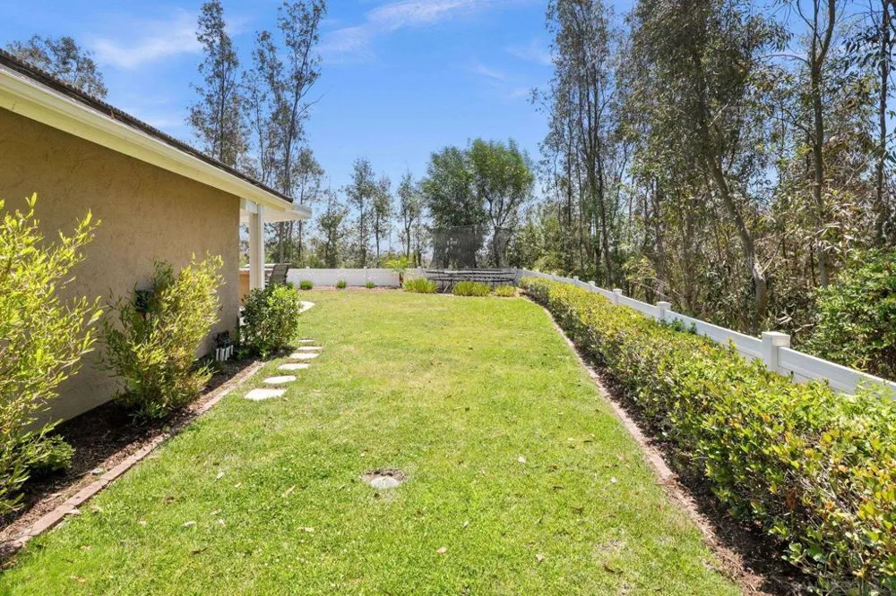 10829 Charbono Point San Diego, CA 92131