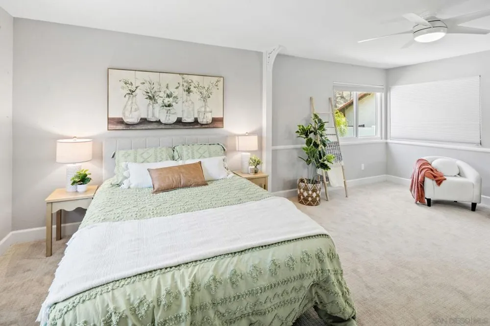 10829 Charbono Point San Diego, CA 92131