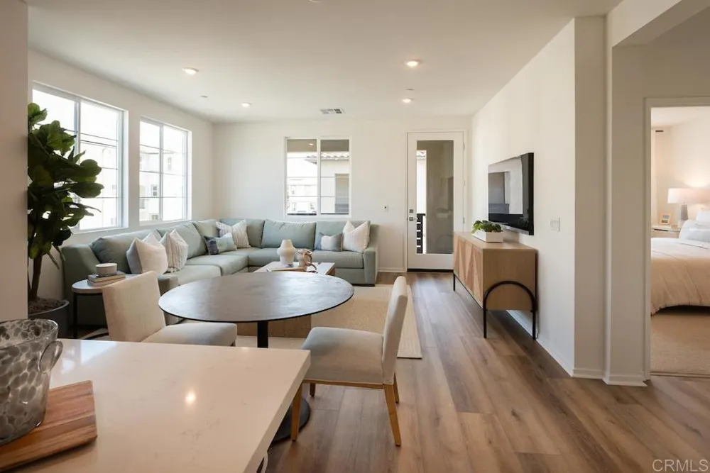 511 Avenida Centro #101 Chula Vista, CA 91910