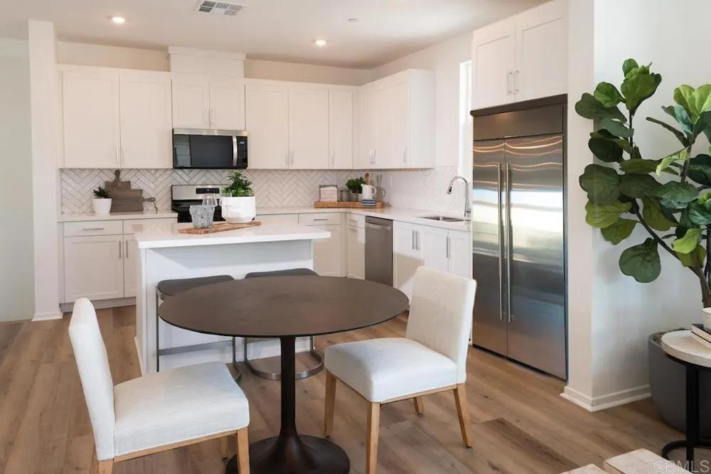 511 Avenida Centro #101 Chula Vista, CA 91910