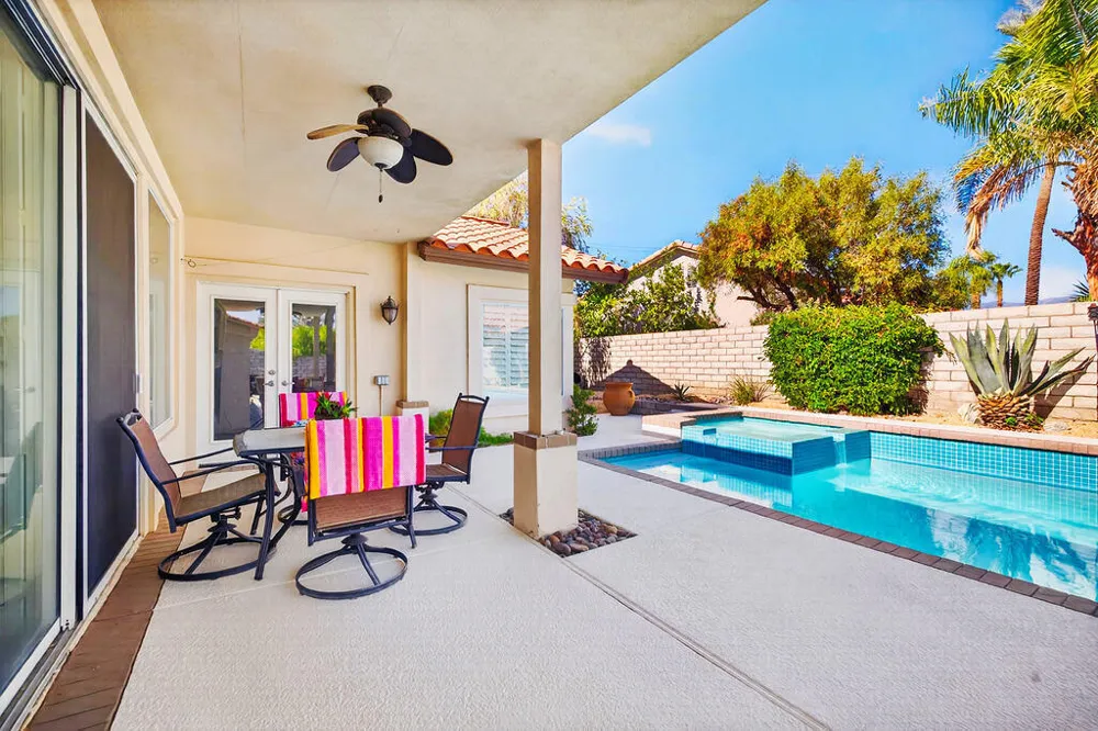 137 Courtside Drive Palm Desert, CA 92260