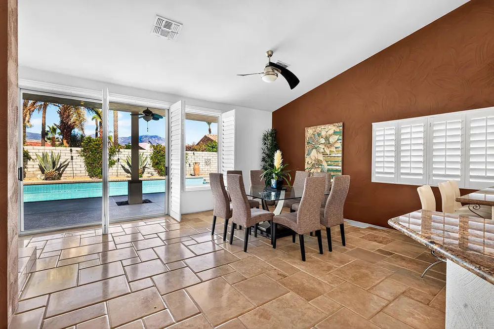 137 Courtside Drive Palm Desert, CA 92260