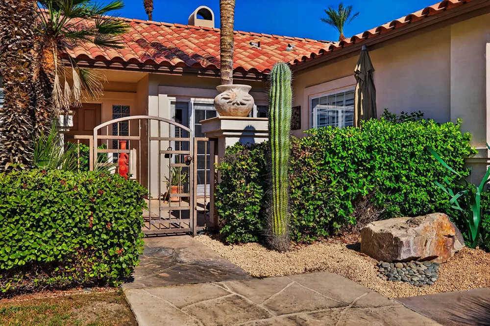 137 Courtside Drive Palm Desert, CA 92260