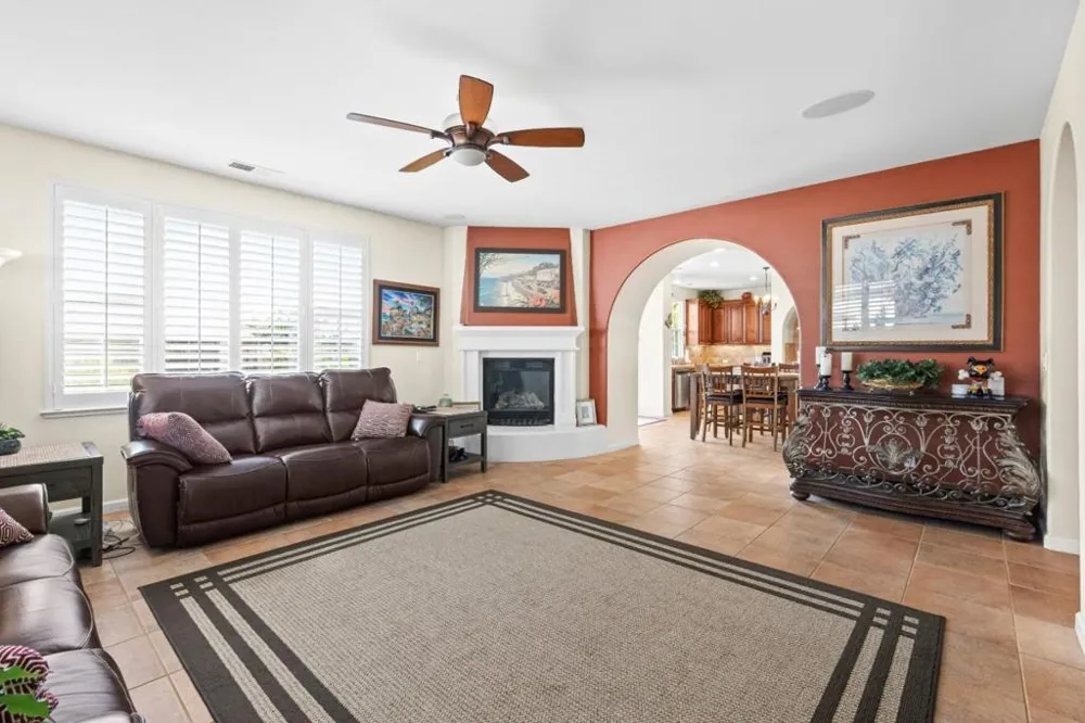 6560 Eagle Ridge Court Gilroy, CA 95020