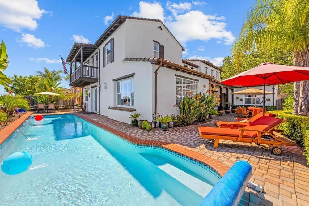 6560 Eagle Ridge Court Gilroy, CA 95020