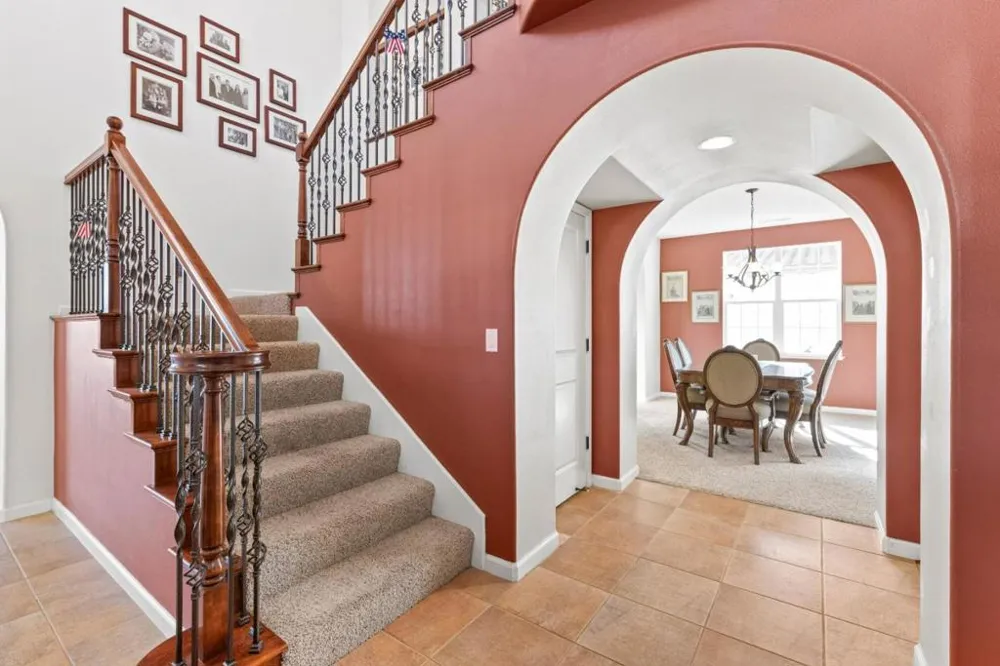 6560 Eagle Ridge Court Gilroy, CA 95020