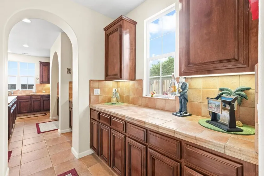 6560 Eagle Ridge Court Gilroy, CA 95020