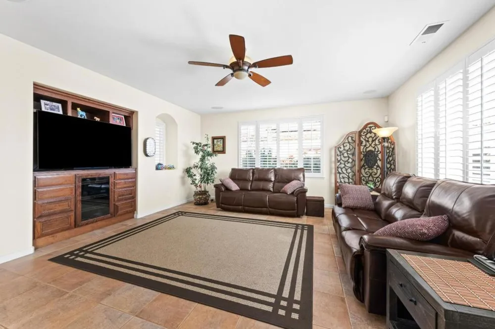 6560 Eagle Ridge Court Gilroy, CA 95020