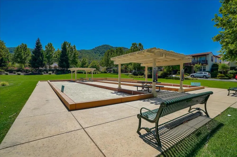 6560 Eagle Ridge Court Gilroy, CA 95020
